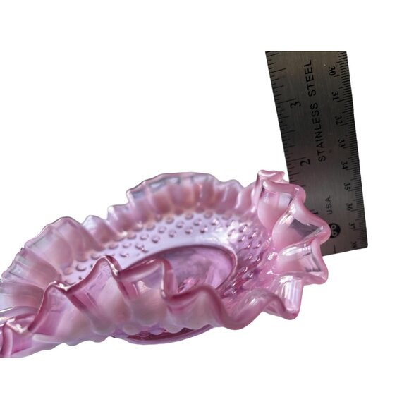 Fenton Vintage Pink Ruffled Glass Bowl With Hobnail Design - Picture 2 of 6